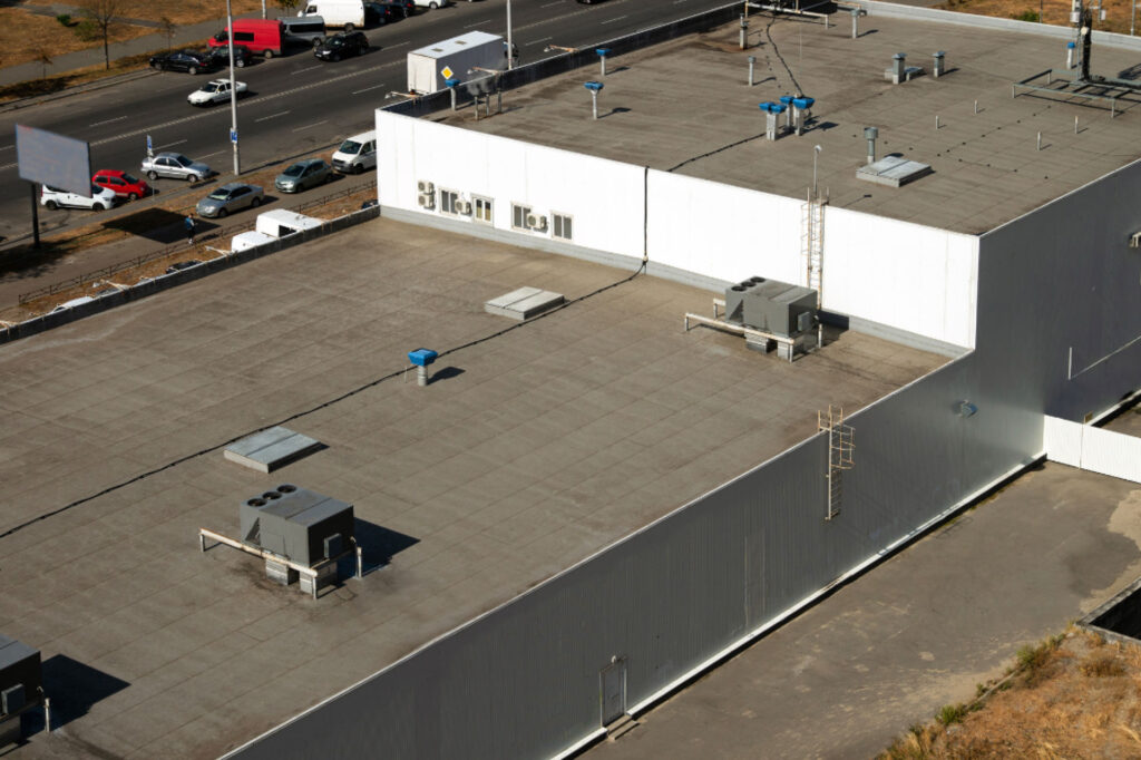 How to Choose Between TPO, EPDM, and PVC for Your Flat Roof