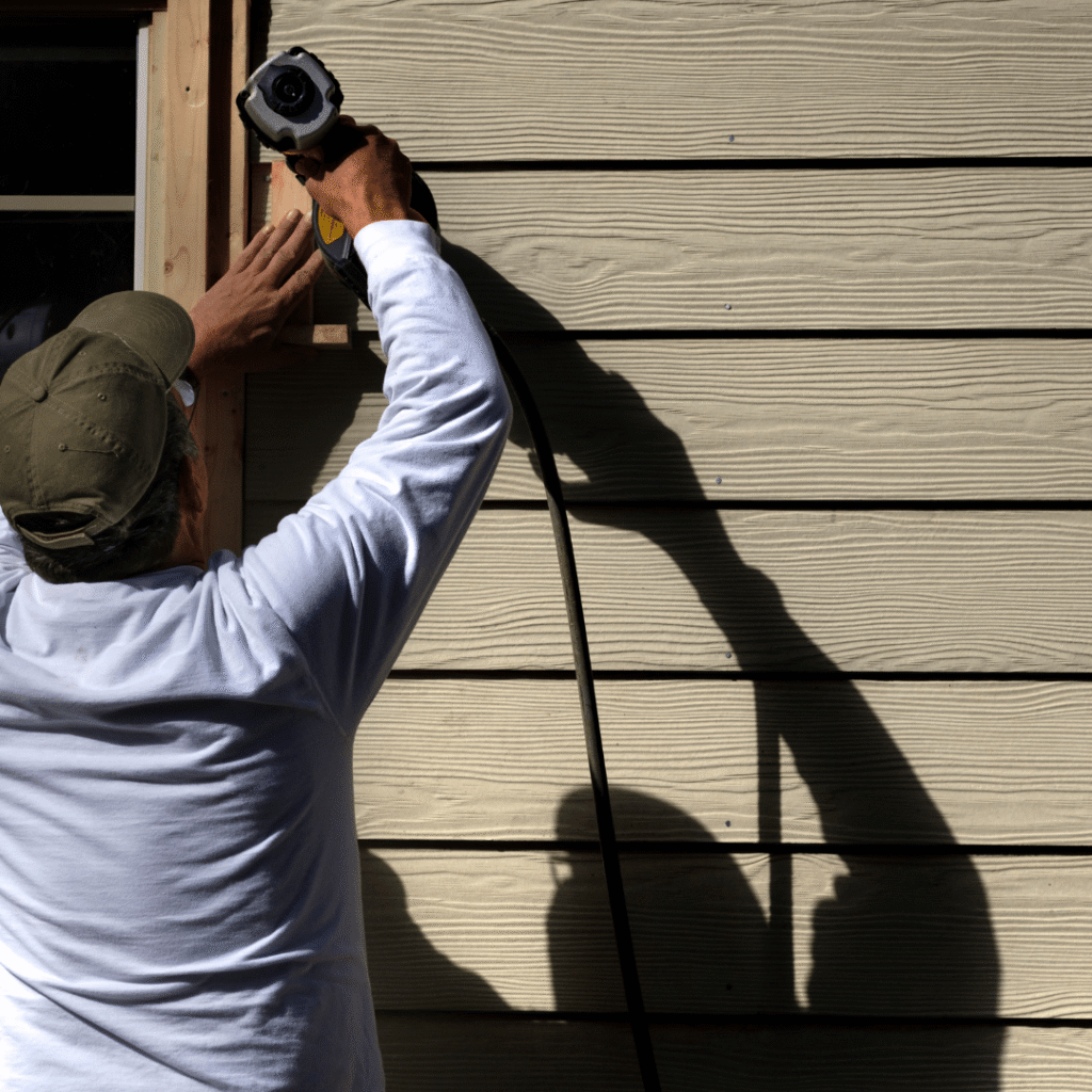 What’s the Best Siding Material for Homes in Colorado’s Climate?
